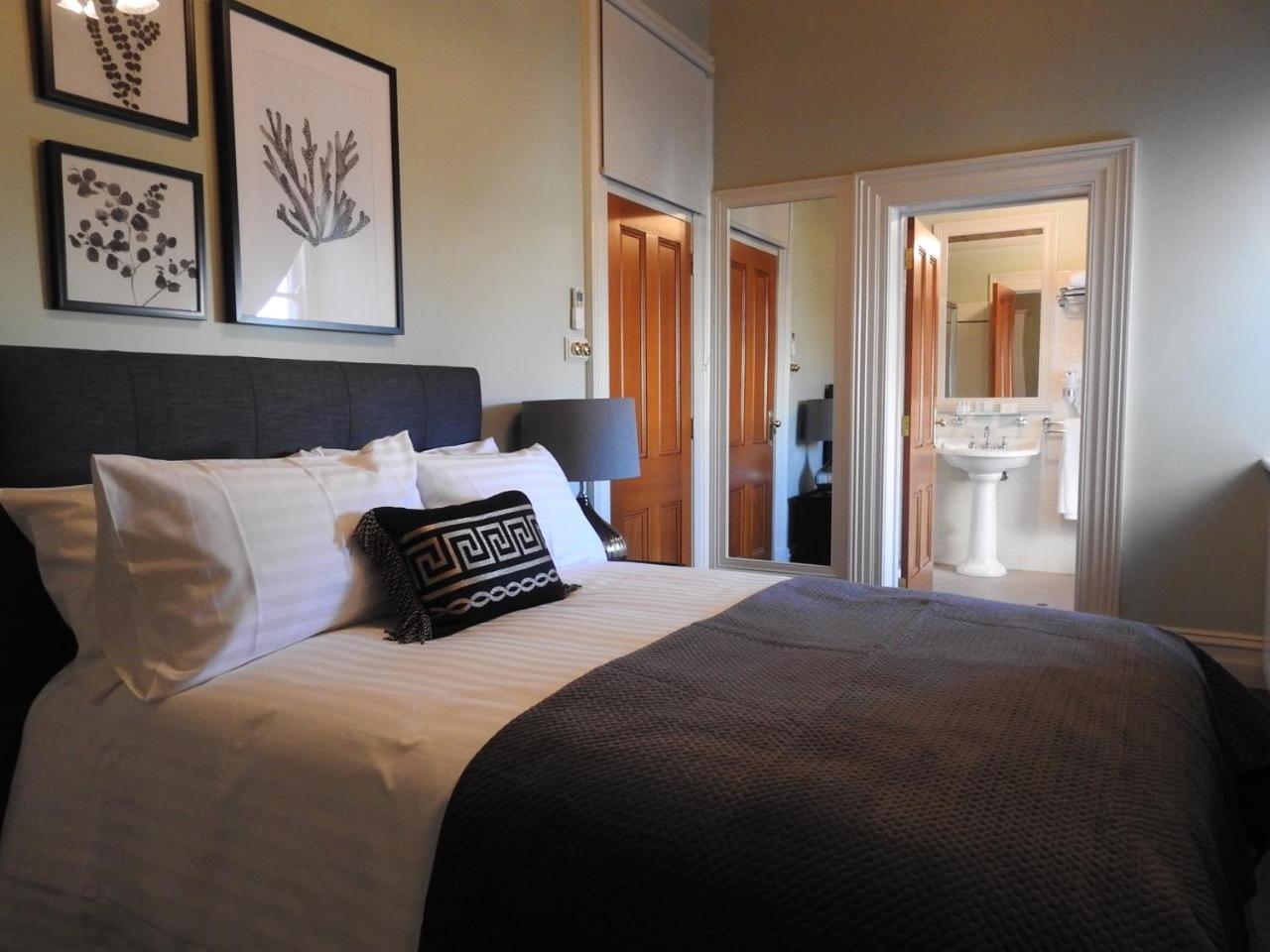 Bull And Mouth Hotel Maryborough Victoria ภายนอก รูปภาพ